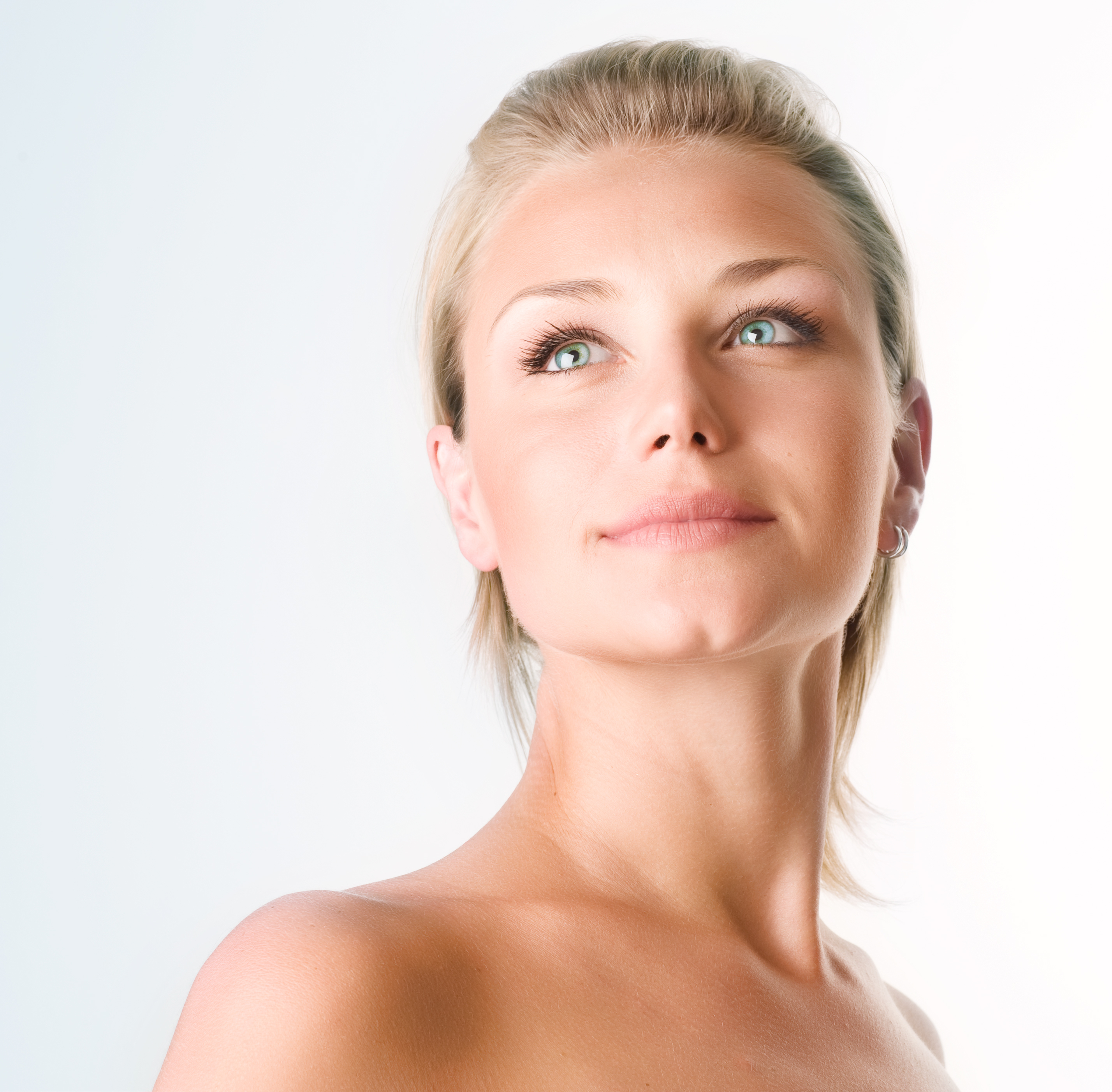 Nose Reshaping Plastic Surgery (Rhinoplasty) - Types of Lifts, Cost, Recovery & Results